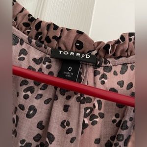 Pink leopard sleeve less blouse